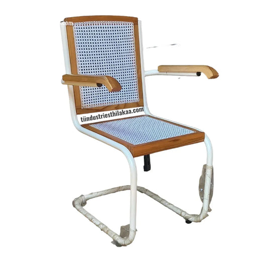 Arm chair